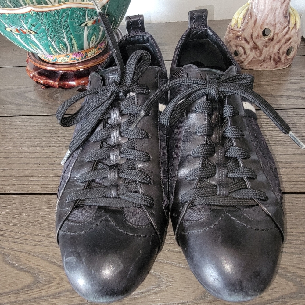 Louis Vuitton fabric & leather black sneakers.